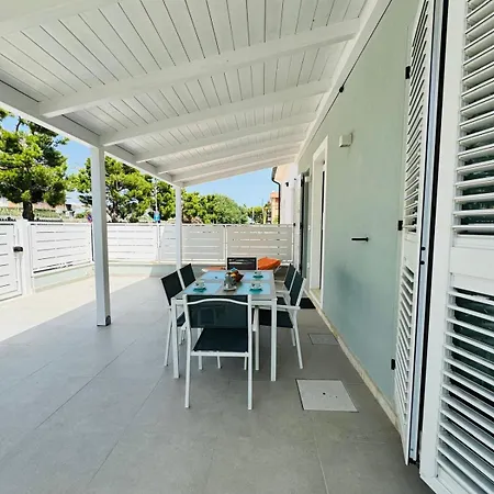 Claeli Ferienhaus Porto SantʼElpidio