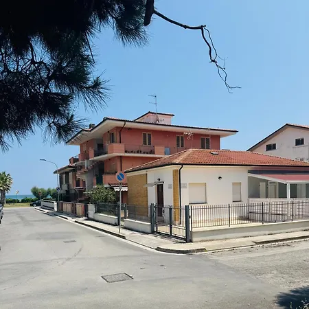 Claeli * Porto SantʼElpidio